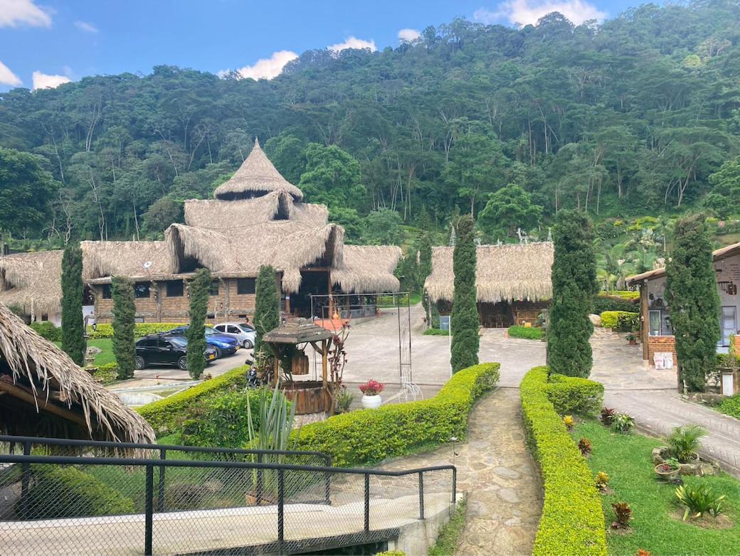 Hotel Rancho Ecoturistico El Faro La Mesa  Zewnętrze zdjęcie